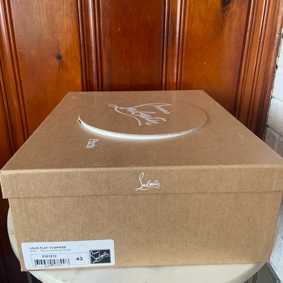 360 degree Rotational Louboutin Display Box - Picture 3 of 3